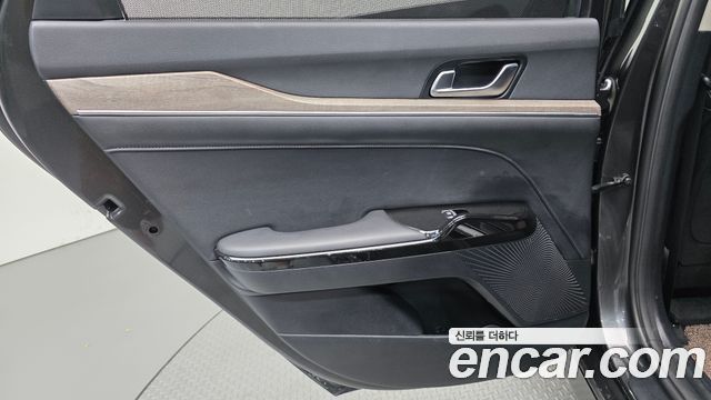 Kia K5 (III) 2.0 Noblesse 2023 — фото 25
