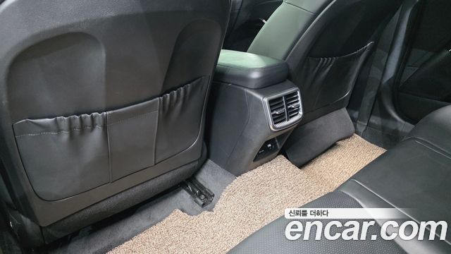 Kia K5 (III) 2.0 Noblesse 2023 — фото 29