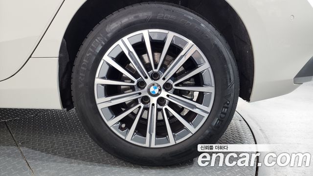 BMW 2 Series Active Tourer (U06) 220i Luxury 2025 — фото 21