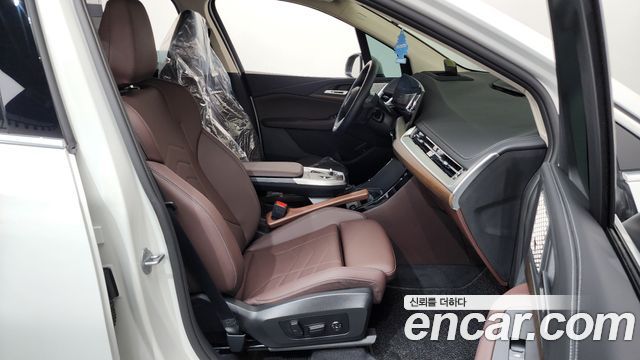 BMW 2 Series Active Tourer (U06) 220i Luxury 2025 — фото 26
