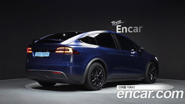 Tesla Model X AWD 2023 — фото 2