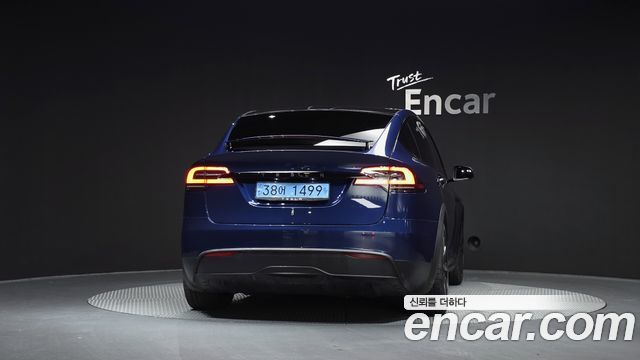 Tesla Model X AWD 2023 — фото 4