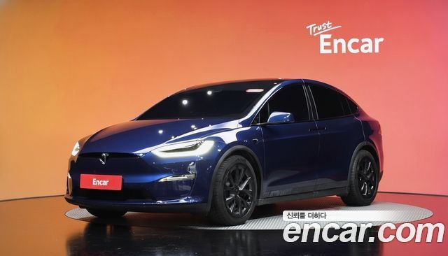 Tesla Model X AWD 2023 — фото 1