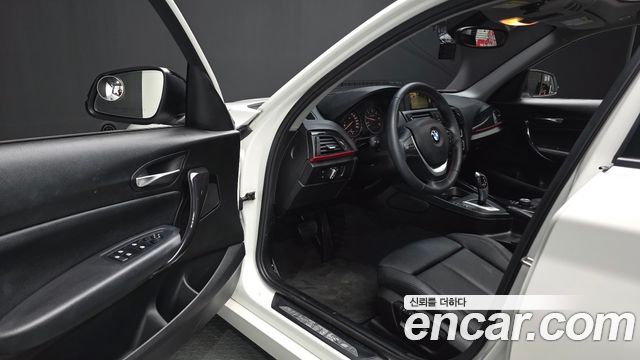 BMW 1 Series (F20) 118d Sport 5Door 2015 — фото 10
