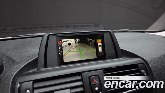 BMW 1 Series (F20) 118d Sport 5Door 2015 — фото 20