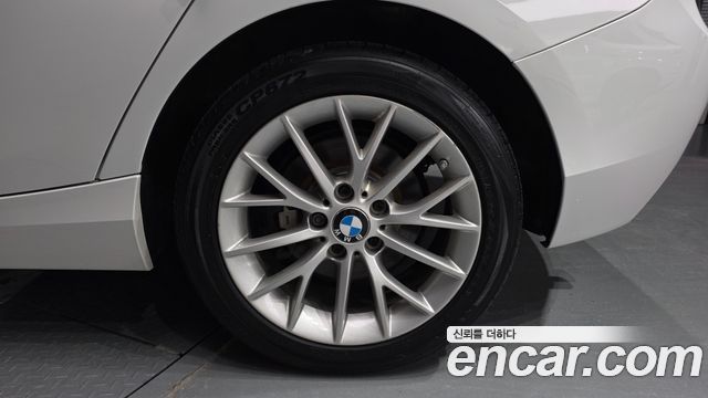 BMW 1 Series (F20) 118d Sport 5Door 2015 — фото 27