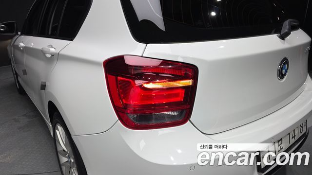 BMW 1 Series (F20) 118d Sport 5Door 2015 — фото 29