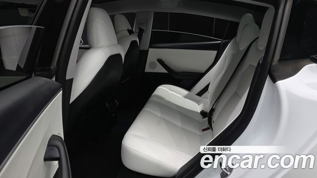 Tesla Model 3 RWD 2024 — фото 11