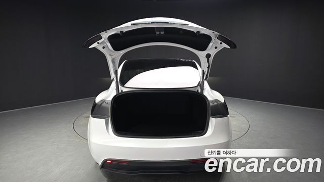 Tesla Model 3 RWD 2024 — фото 18