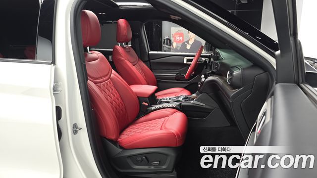 Ford Explorer (VI) 3.0 Platinum 4WD 2022 — фото 11