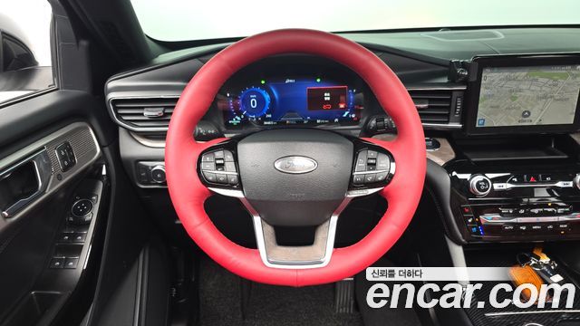 Ford Explorer (VI) 3.0 Platinum 4WD 2022 — фото 13