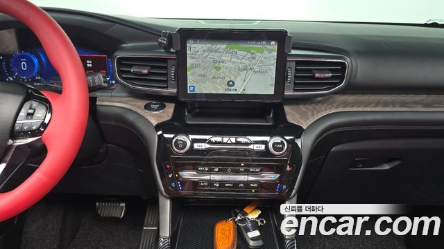 Ford Explorer (VI) 3.0 Platinum 4WD 2022 — фото 14