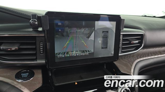 Ford Explorer (VI) 3.0 Platinum 4WD 2022 — фото 15