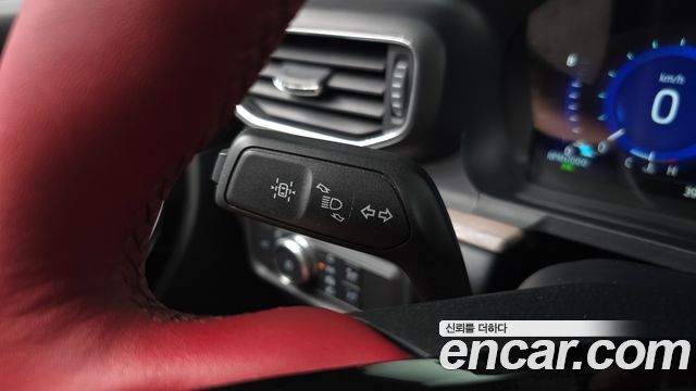 Ford Explorer (VI) 3.0 Platinum 4WD 2022 — фото 29