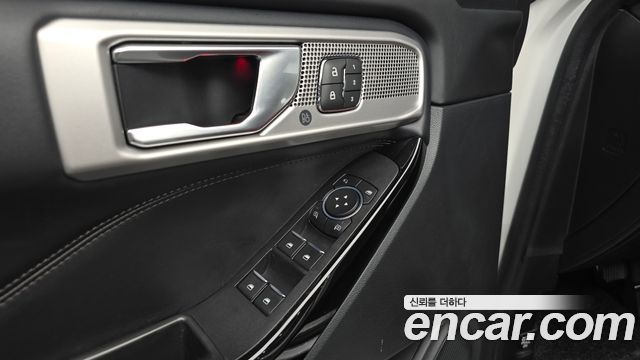 Ford Explorer (VI) 3.0 Platinum 4WD 2022 — фото 30