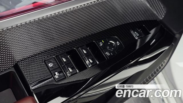BMW 7 Series (G70) 740i sDrive Design Pure Excellence Individual 2023 — фото 27