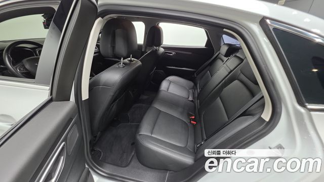 Renault Korea SM6 2.0 GDe SE 2019 — фото 26