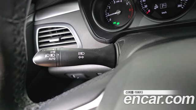 Renault Korea SM6 2.0 GDe SE 2019 — фото 29