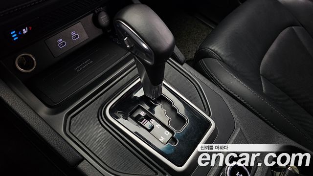 KG Mobility (SsangYong) Rexton Sports Khan Diesel 2.2 4WD Culman Noblesse 2024 — фото 9