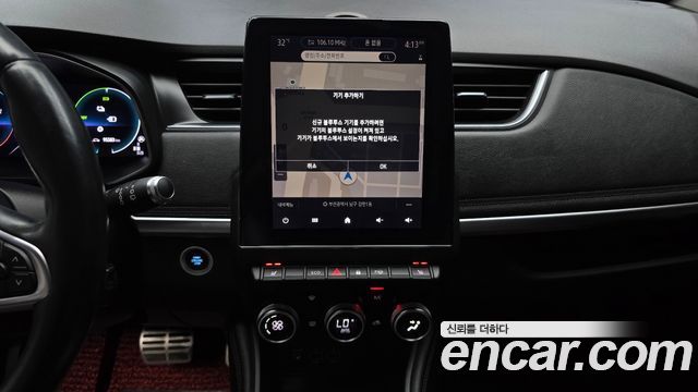 Renault Korea Zoe Intens 2021 — фото 14