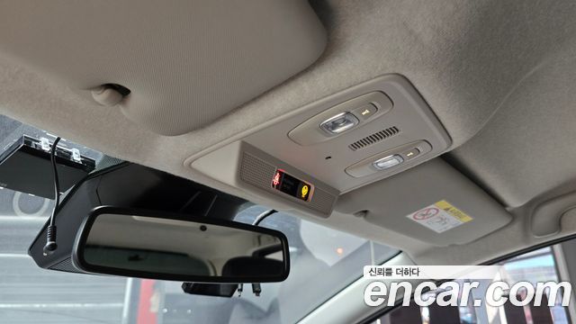 Renault Korea Zoe Intens 2021 — фото 19