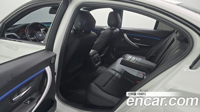 BMW 3 Series (F30) 320i M Sport 2018 — фото 16