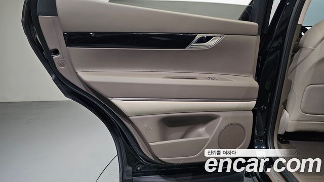 Genesis GV80 2.5T Gasoline AWD 2023 — фото 25
