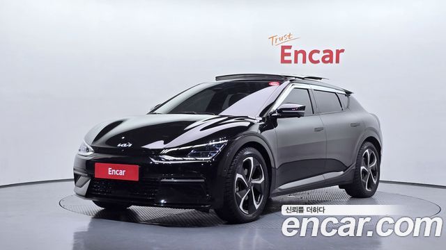 Kia EV6 Long Range 4WD GT Line 2022 — фото 1