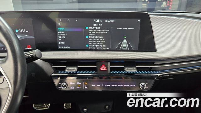 Kia EV6 Long Range 4WD GT Line 2022 — фото 14