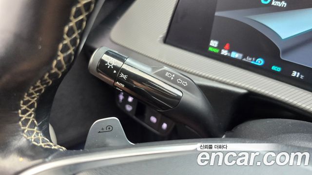 Kia EV6 Long Range 4WD GT Line 2022 — фото 29