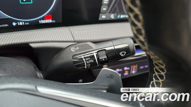 Kia EV6 Long Range 4WD GT Line 2022 — фото 31