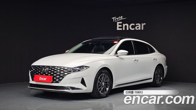 Hyundai Grandeur (IG) 3.0 LPi Rent Car Modern