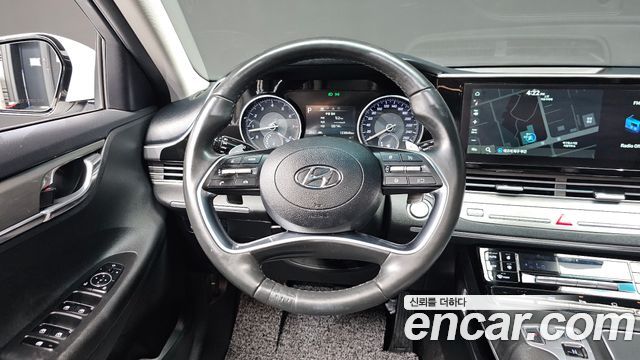 Hyundai Grandeur (IG) 3.0 LPi Rent Car Modern 2022 — фото 12