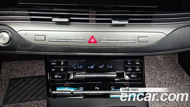 Hyundai Grandeur (IG) 3.0 LPi Rent Car Modern 2022 — фото 16