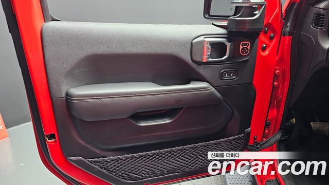 Jeep Wrangler (JL) 2.0 Overland Power Top 4Door 2021 — фото 24
