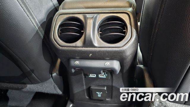 Jeep Wrangler (JL) 2.0 Overland Power Top 4Door 2021 — фото 29