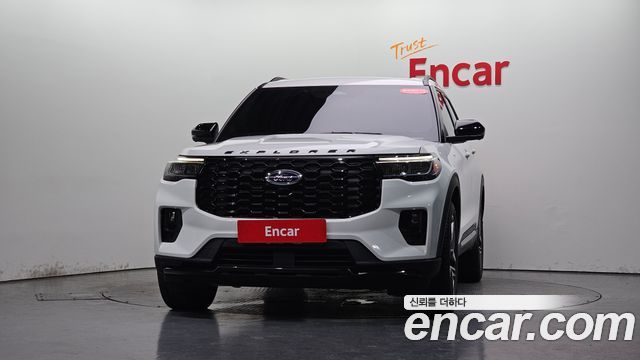 Ford Explorer (VI) 2.3 ST-Line 4WD 2025 — фото 3