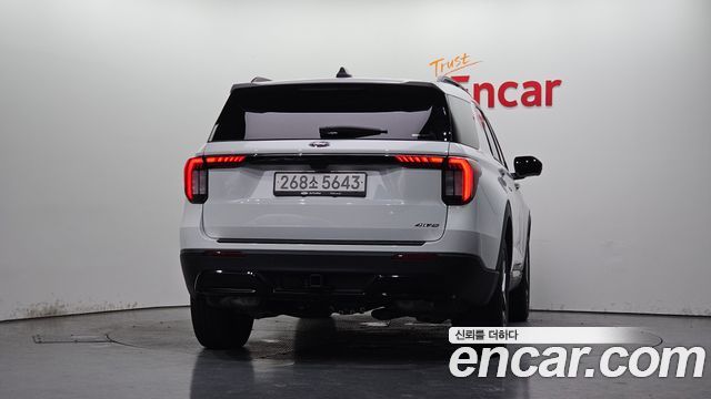 Ford Explorer (VI) 2.3 ST-Line 4WD 2025 — фото 4