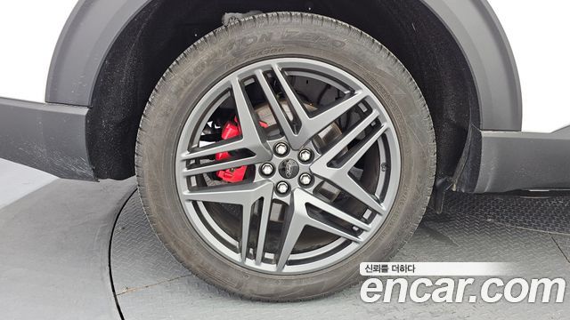 Ford Explorer (VI) 2.3 ST-Line 4WD 2025 — фото 5