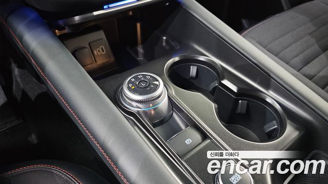 Ford Explorer (VI) 2.3 ST-Line 4WD 2025 — фото 9