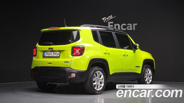 Jeep Renegade 2.4 Longitude High 2018 — фото 2