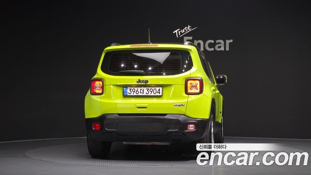 Jeep Renegade 2.4 Longitude High 2018 — фото 4