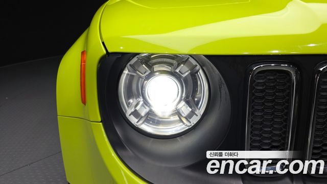 Jeep Renegade 2.4 Longitude High 2018 — фото 22