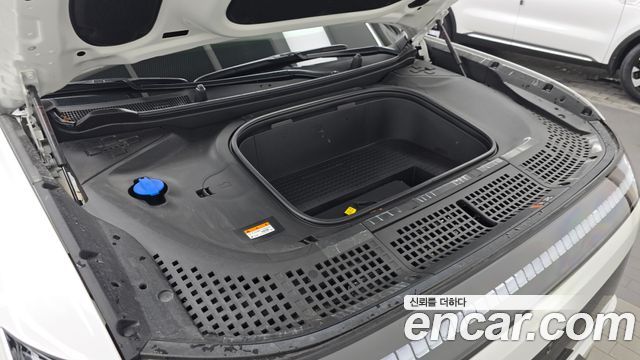 Hyundai Ioniq 9 Cruise Type AWD 7-Seater Exclusvie 2025 — фото 6