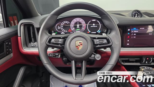Porsche Cayenne (PO536) 3.0 E-Hybrid 2024 — фото 13