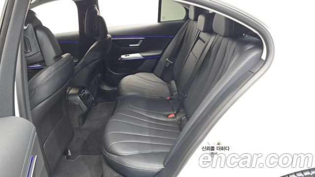 Mercedes-Benz E-Class (W214) E200 Avantgarde Limited 2025 — фото 11