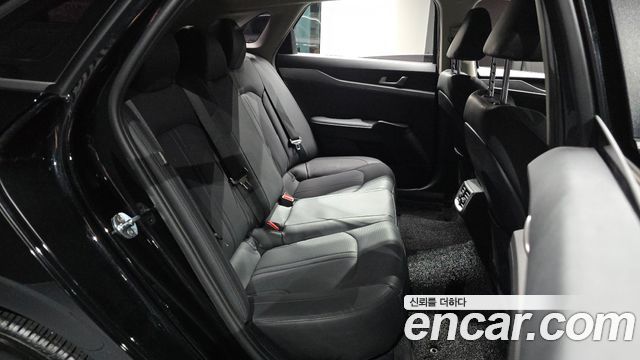Kia K5 (III) 2.0 Prestige 2022 — фото 11