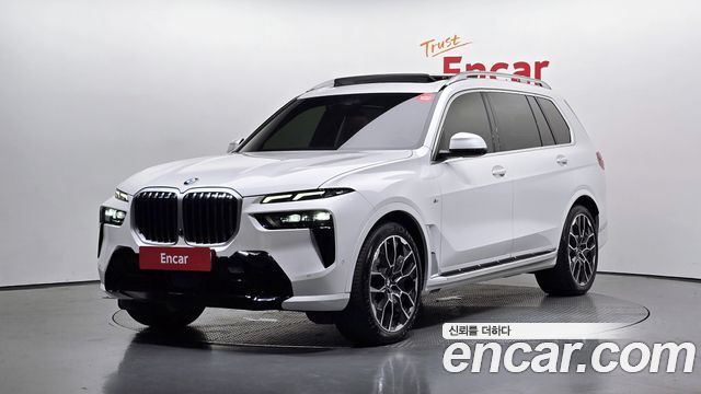 BMW X7 (G07) xDrive 40i M Sport 6STR 2025 — фото 1