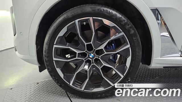 BMW X7 (G07) xDrive 40i M Sport 6STR 2025 — фото 5