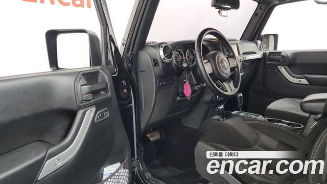 Jeep Wrangler (JK) 3.6 Rubicon 4Door 2016 — фото 10
